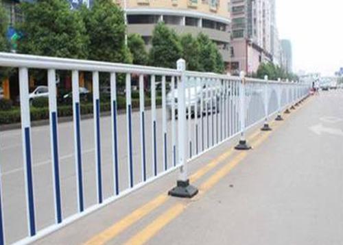 道路护栏