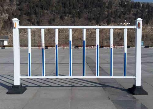 道路护栏